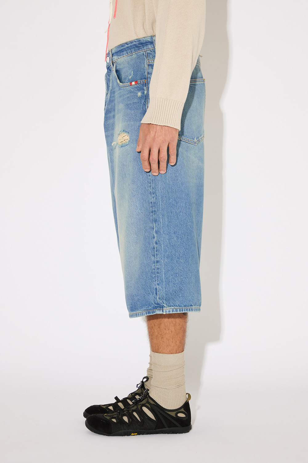 AMISH: HUGE DENVER BERMUDA SHORTS