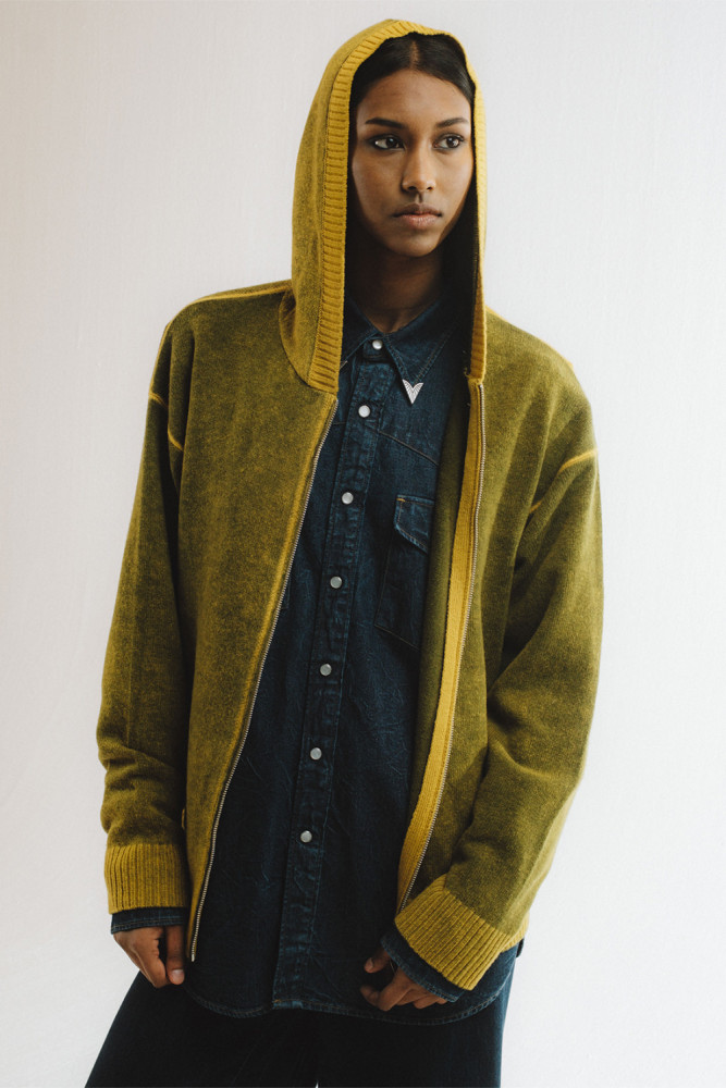 KNITTED HOODIE