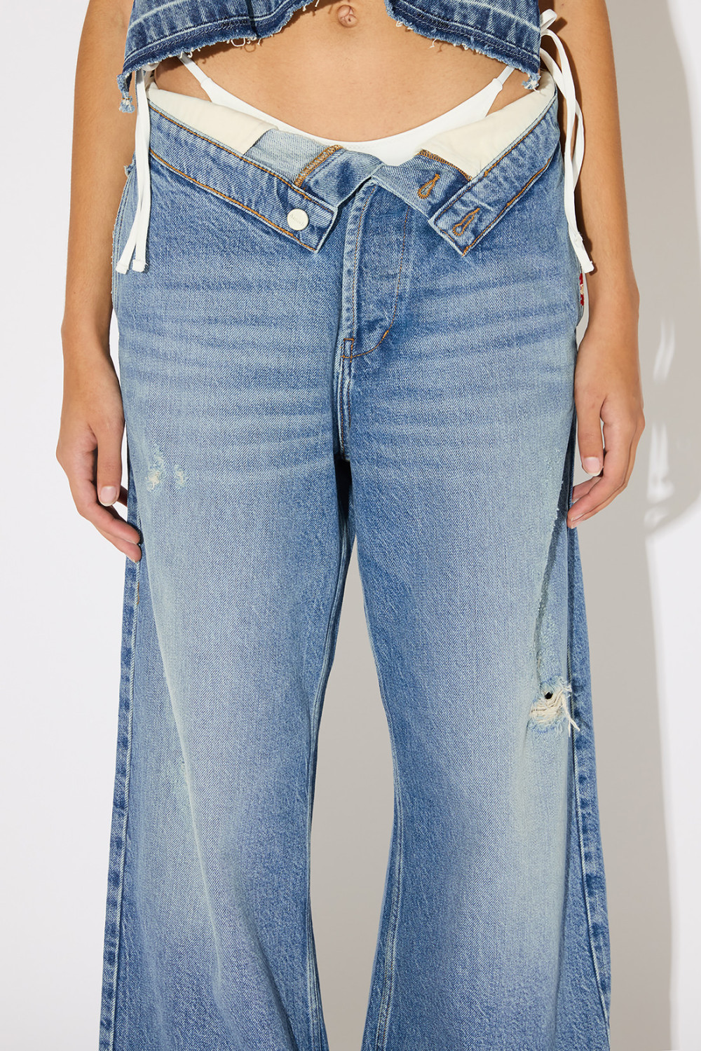 AMISH: JEANS ROLL UP DOLLY