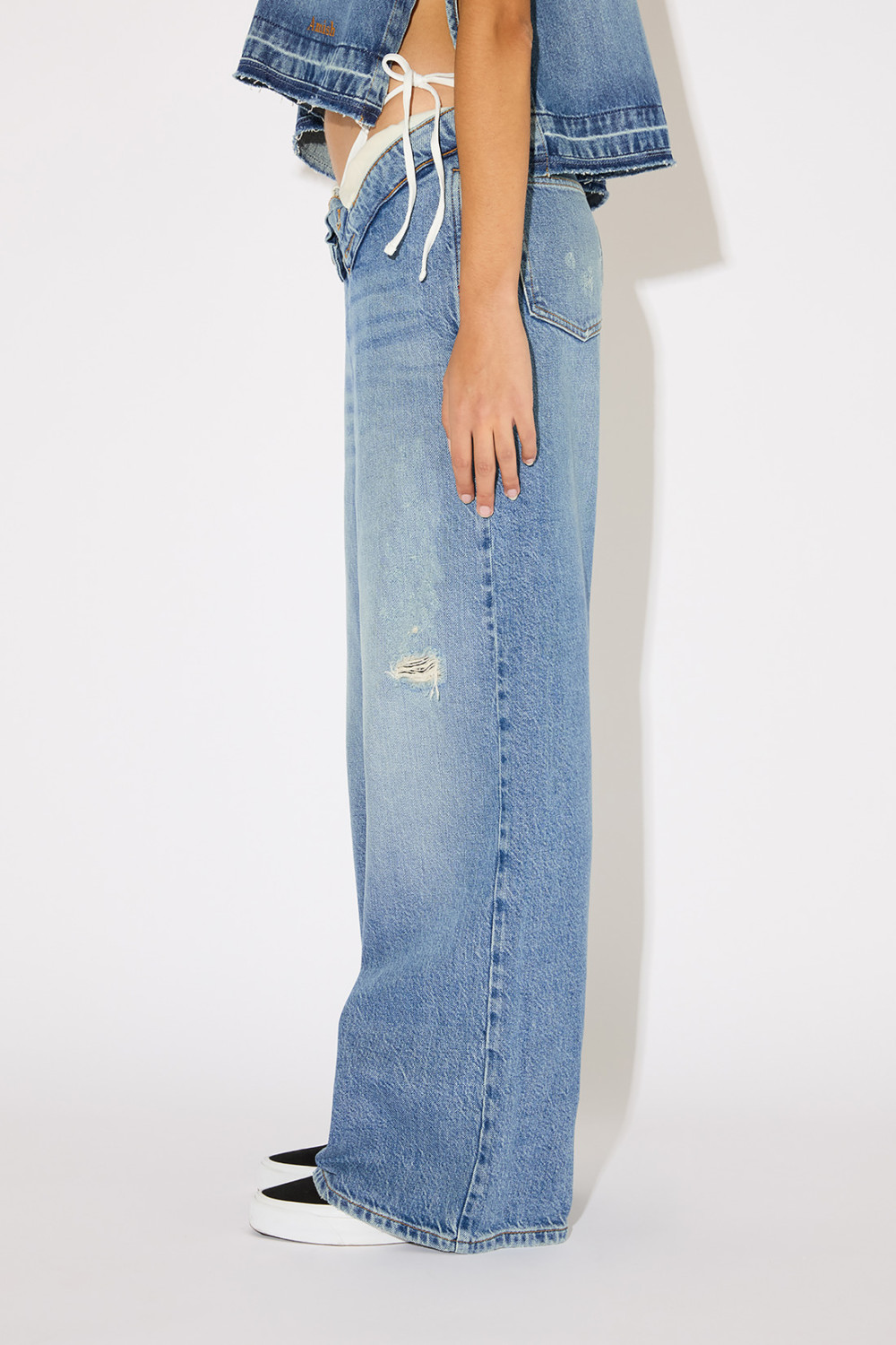 AMISH: JEANS ROLL UP DOLLY