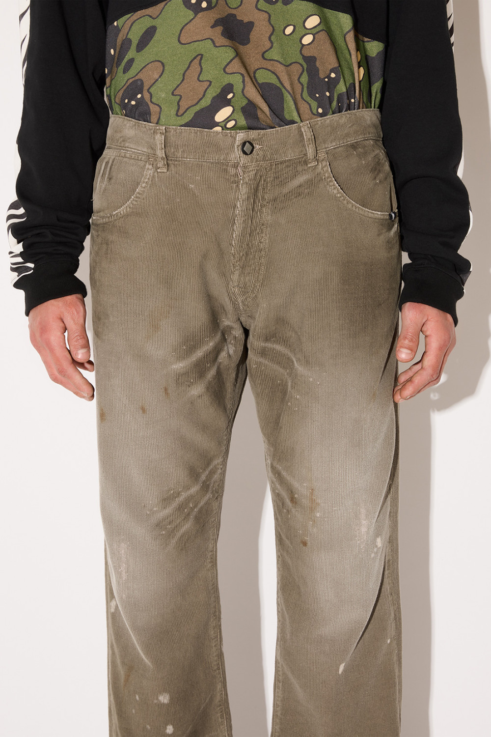 AMISH: PANTALONE JAMES IN VELLUTO EFFETTO VANDAL