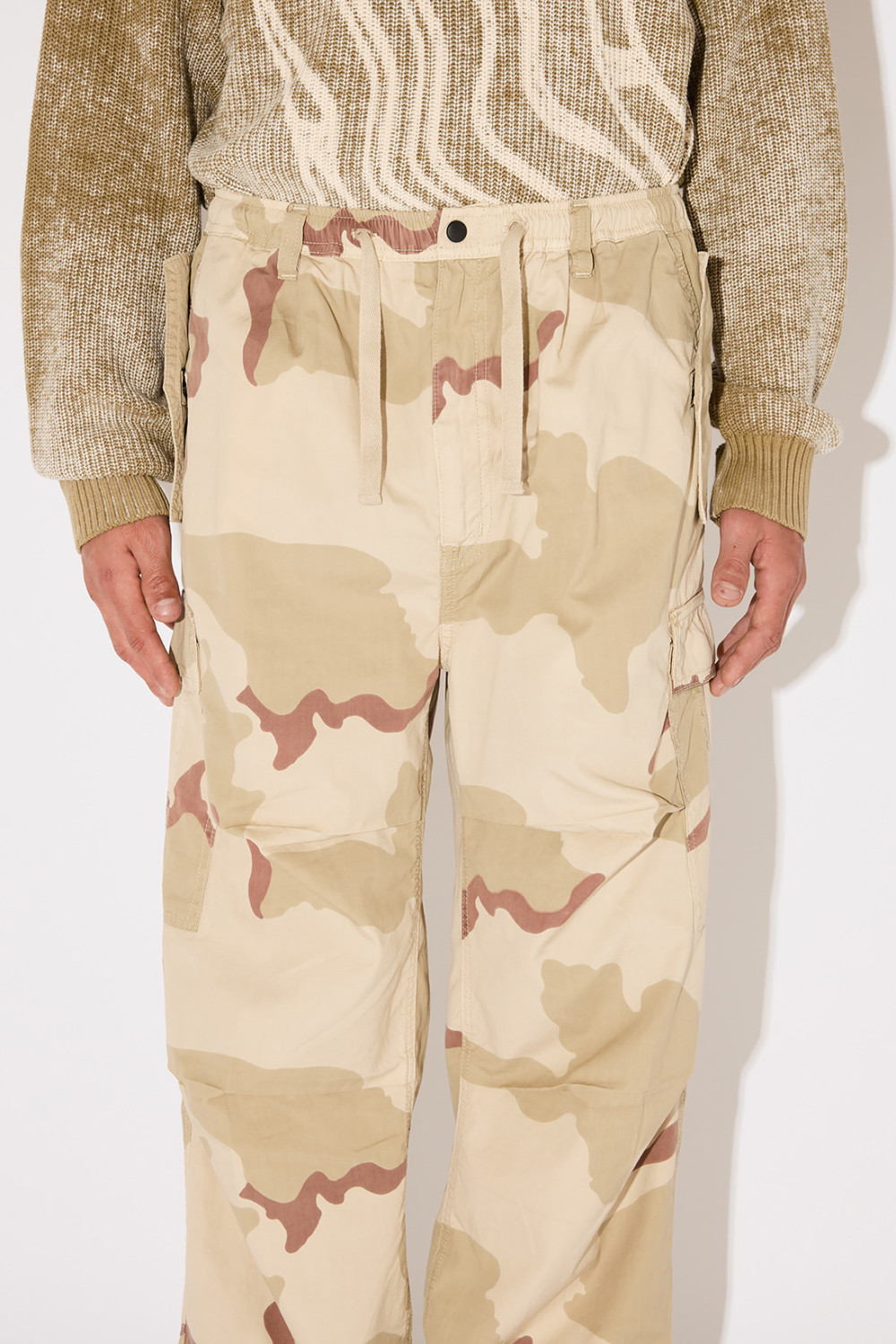 AMISH: PARA CARGO PANTS WITH CAMOUFLAGE PRINT